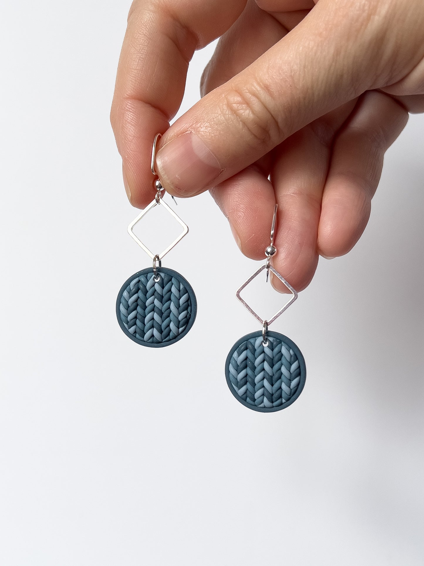 Sweater Circle Dangles - Frost