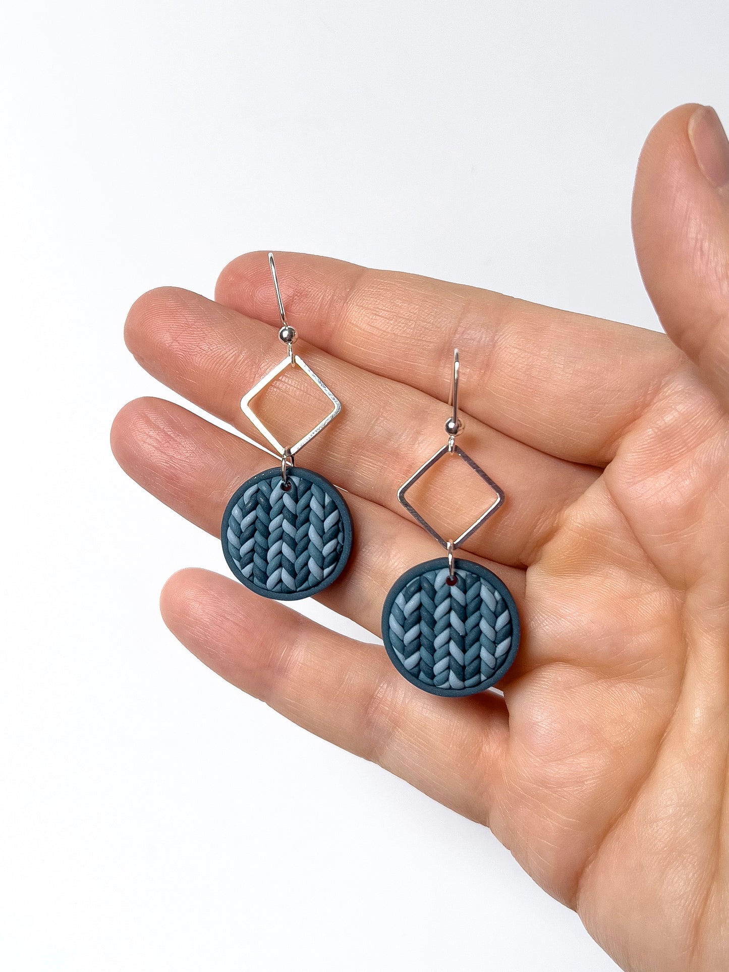 Sweater Circle Dangles - Frost