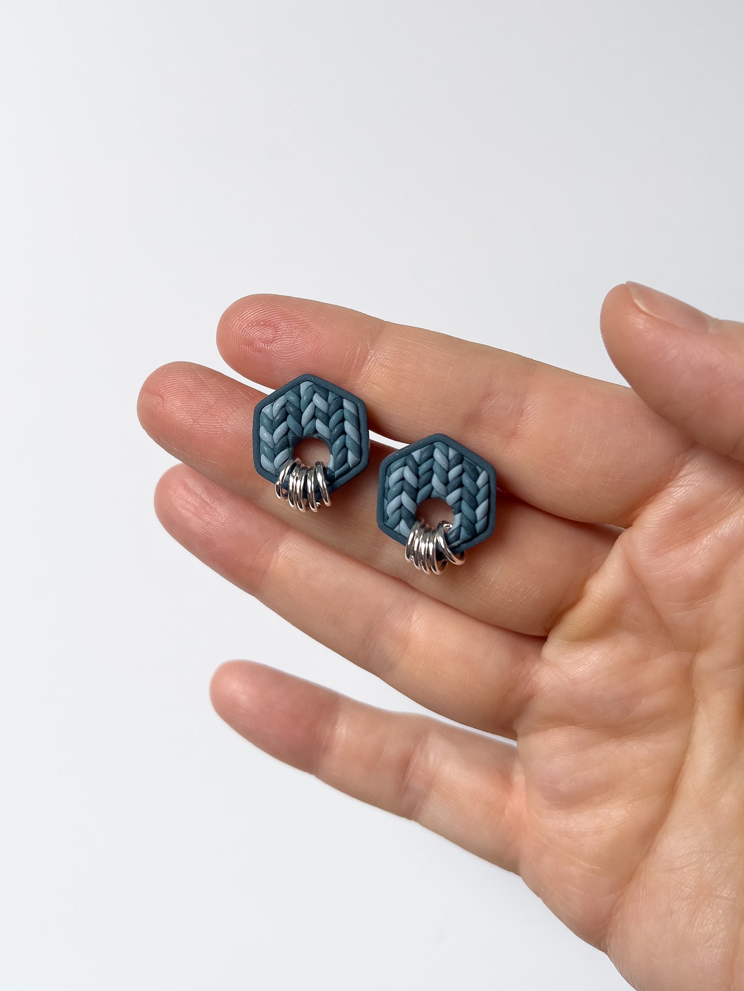 Sweater Hex Studs - Frost