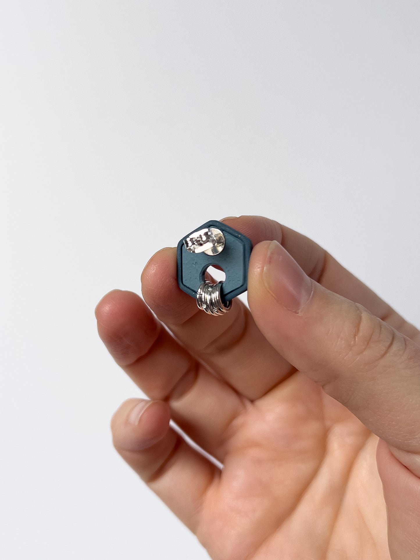 Sweater Hex Studs - Frost