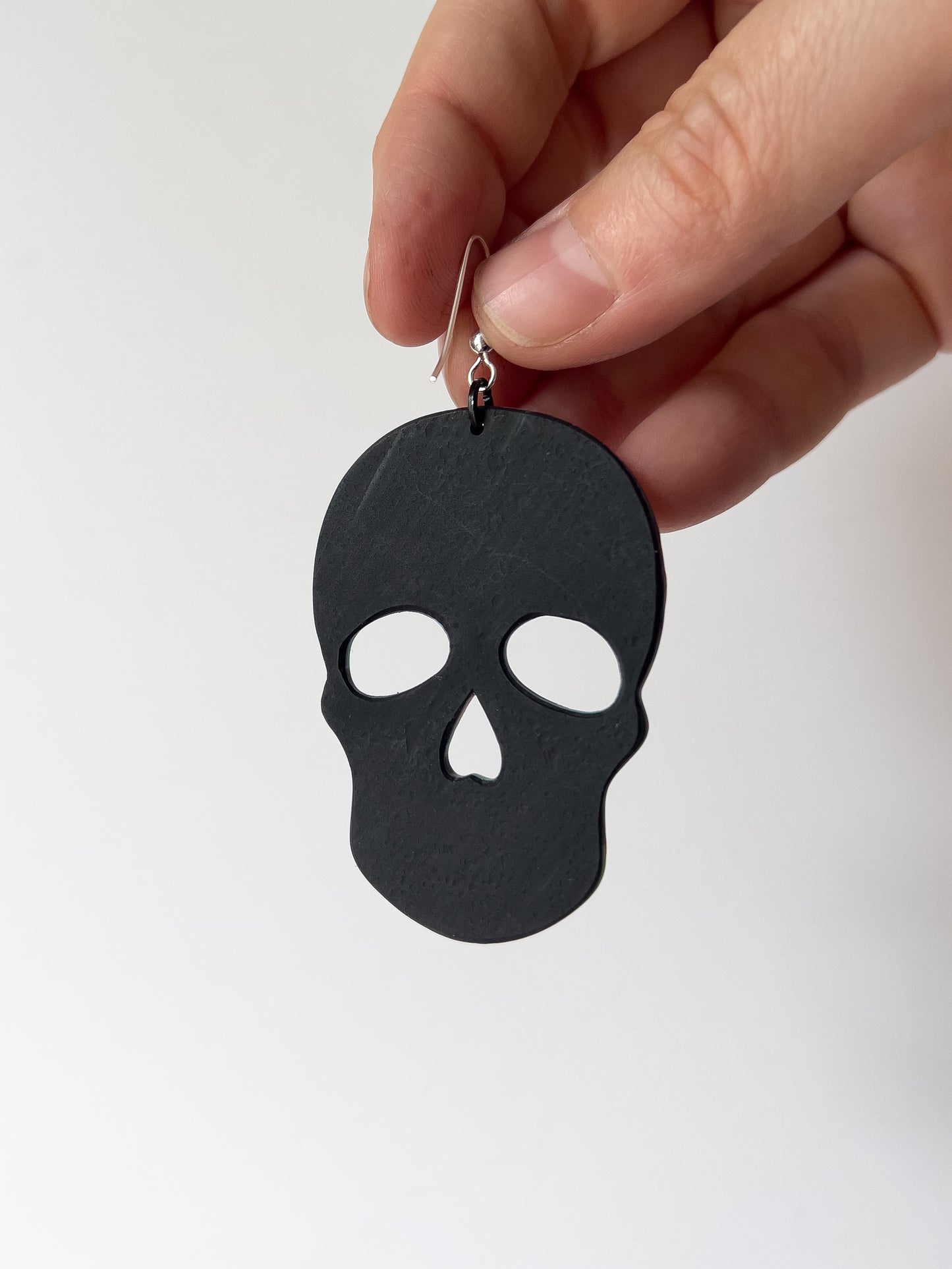 Neon Rainbow Large Skulls
