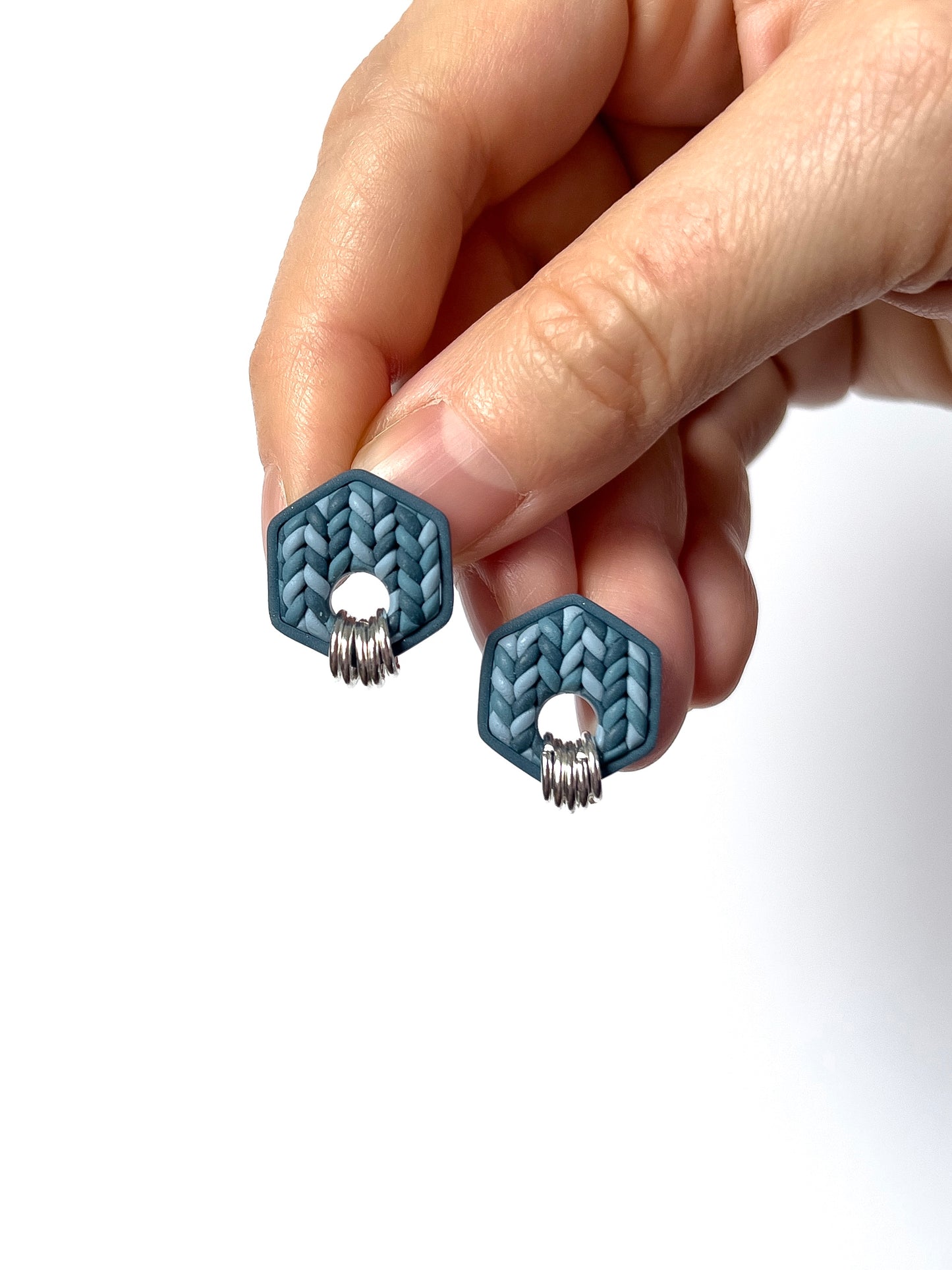 Sweater Hex Studs - Frost